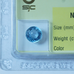 Mặt đá topaz xanh hình tròn đẹp tự nhiên